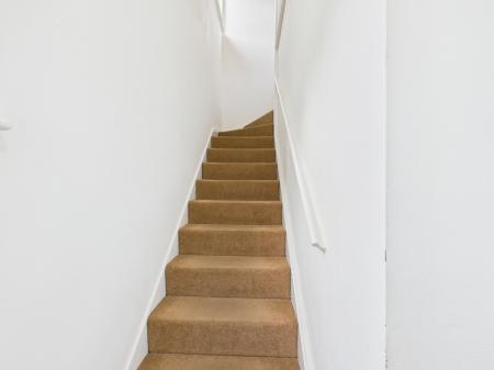 2 bedroom Flat for sale in Rickman Drive, Birmingham, B15