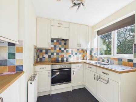 2 bedroom Maisonette to let in Park Close, Erdington, Birmingham, B24