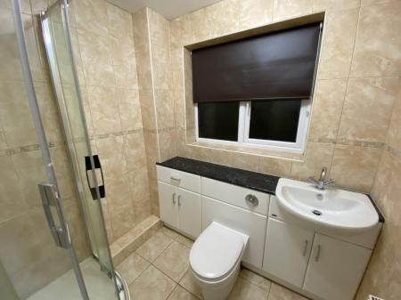 2 bedroom Maisonette to let in Park Close, Erdington, Birmingham, B24