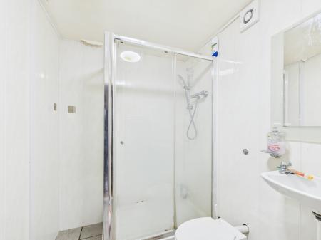 3 bedroom Town house for sale in Moss House Close, City Centre, Birmingham, B15