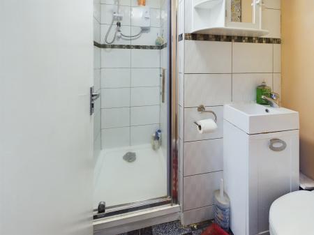 1 bedroom House share to let in Sherborne Grove, City Centre, Birmingham, B1