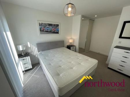 1 bedroom Flat to let in Lexington Gardens, Park Central, Edgbaston, Birmingham, B15