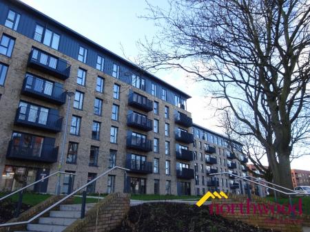 1 bedroom Flat to let in Lexington Gardens, Park Central, Edgbaston, Birmingham, B15