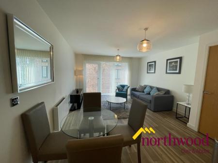 1 bedroom Flat to let in Lexington Gardens, Park Central, Edgbaston, Birmingham, B15