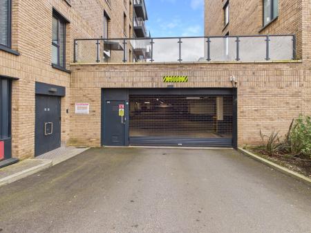 2 bedroom Flat for sale in Hamilton Apartments Spring Street, City Centre, Birmingham, B15