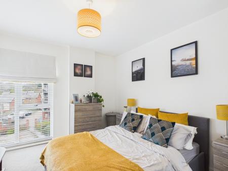 2 bedroom Flat for sale in Hamilton Apartments Spring Street, City Centre, Birmingham, B15