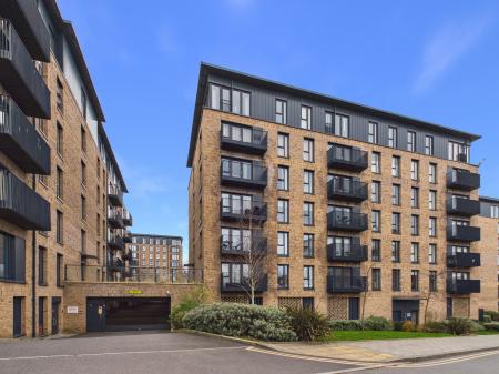 2 bedroom Flat for sale in Hamilton Apartments Spring Street, City Centre, Birmingham, B15