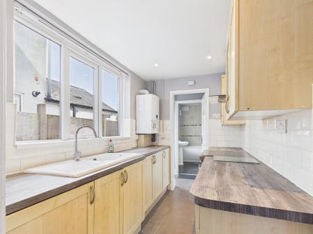 2 bedroom Terraced House to let in St Mary's Road, Smethwick, B67