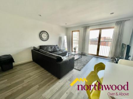 2 bedroom Flat to let in Bow Street, Birmingham, B1