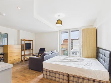 0 bedroom Studio flat to let in Bromsgrove Street, City Centre, Birmingham, B5