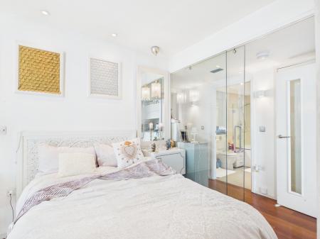 1 bedroom Flat for sale in Beetham Tower, 10 Holloway Circus