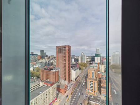 1 bedroom Flat for sale in Beetham Tower, 10 Holloway Circus