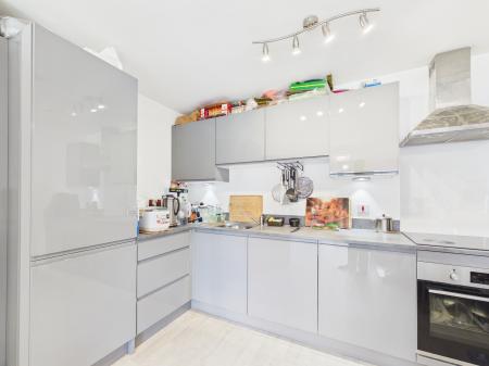 2 bedroom Flat for sale in St Lukes Road, City Centre, Birmingham, B5