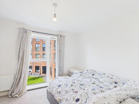 2 bedroom Flat for sale in St Lukes Road, City Centre, Birmingham, B5