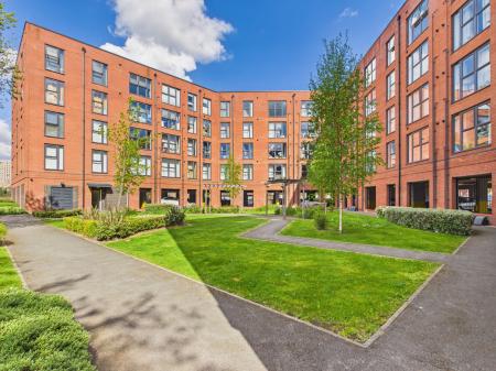 2 bedroom Flat for sale in St Lukes Road, City Centre, Birmingham, B5