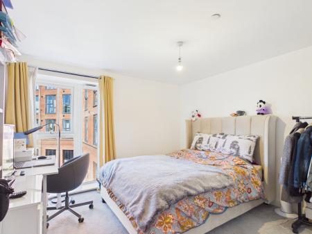 2 bedroom Flat for sale in St Lukes Road, City Centre, Birmingham, B5