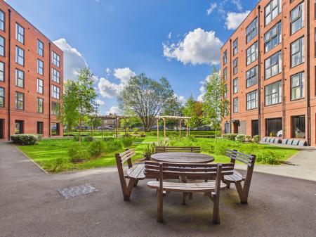 2 bedroom Flat for sale in St Lukes Road, City Centre, Birmingham, B5