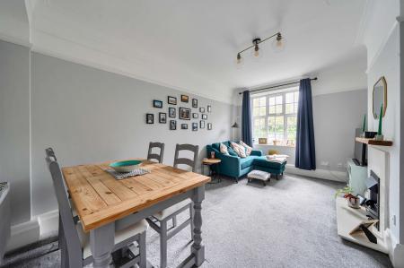 2 bedroom Flat for sale in Pitmaston Court Goodby Road, Birmingham, B13