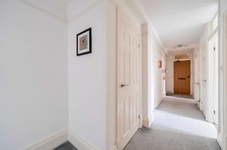 2 bedroom Flat for sale in Pitmaston Court Goodby Road, Birmingham, B13