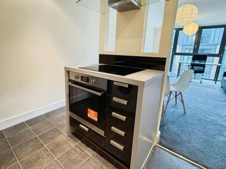 1 bedroom Flat to let in Southside Development, City Centre, Birmingham, B5