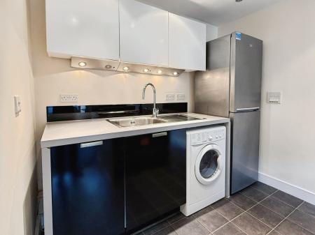 1 bedroom Flat to let in Southside Development, City Centre, Birmingham, B5
