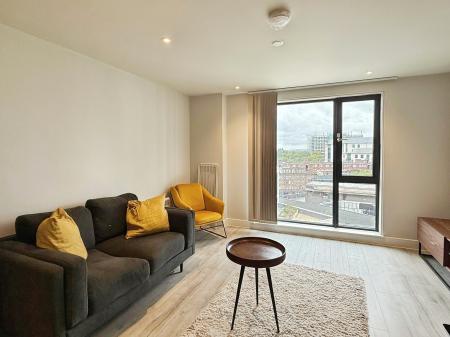 1 bedroom Flat to let in Broad Street, City Centre, Birmingham, B15
