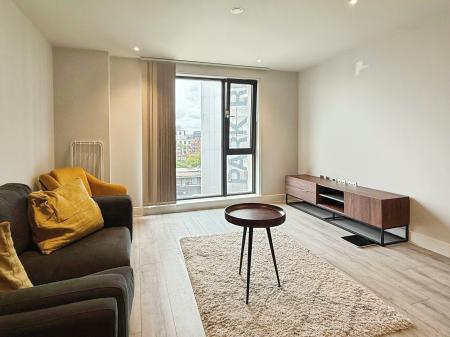 1 bedroom Flat to let in Broad Street, City Centre, Birmingham, B15