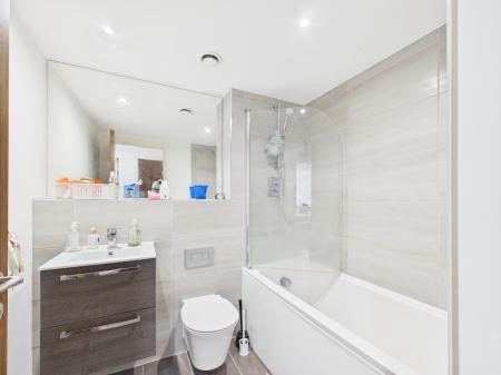 1 bedroom Flat for sale in The Quadrant Summer Hill Street, Birmingham, B1