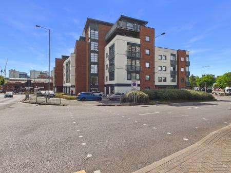 1 bedroom Flat for sale in The Quadrant Summer Hill Street, Birmingham, B1