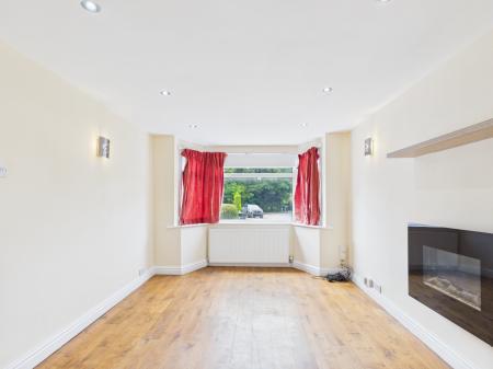 3 bedroom Semi-detached house to let in Denise Drive, Harborne, Birmingham, B17