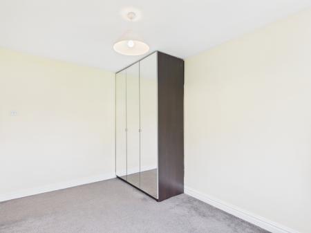 3 bedroom Semi-detached house to let in Denise Drive, Harborne, Birmingham, B17