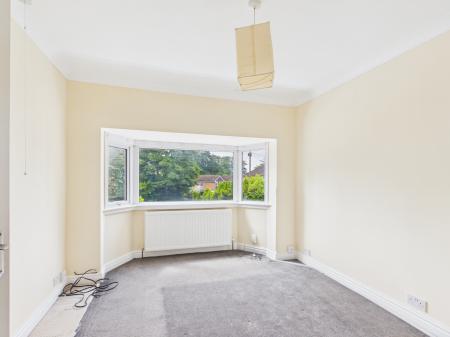 3 bedroom Semi-detached house to let in Denise Drive, Harborne, Birmingham, B17