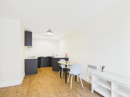 1 bedroom Flat to let in 41 Essex Street, City Centre, Birmingham, B5