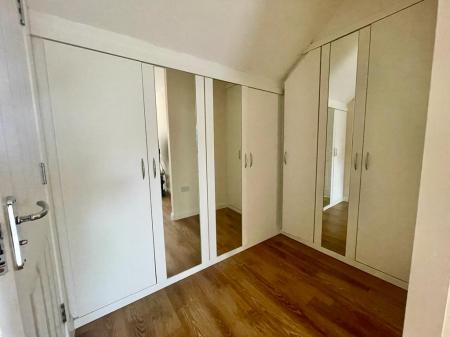 4 bedroom Semi-detached house to let in George Dixon Road, Harborne, Birmingham, B17