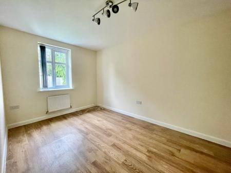 4 bedroom Semi-detached house to let in George Dixon Road, Harborne, Birmingham, B17