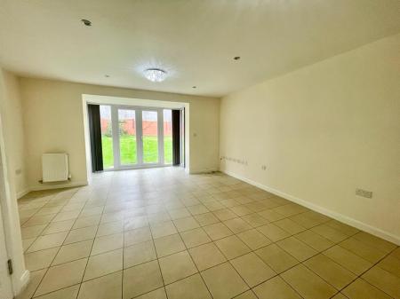 4 bedroom Semi-detached house to let in George Dixon Road, Harborne, Birmingham, B17