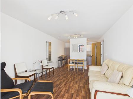 2 bedroom Flat to let in St Johns Walk, City Centre, Birmingham, B5