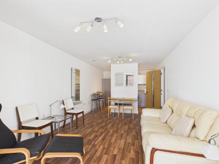 2 bedroom Flat to let in St Johns Walk, City Centre, Birmingham, B5