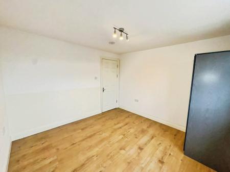 1 bedroom Flat to let in Keightley Road, Leicester, Leicester, LE3