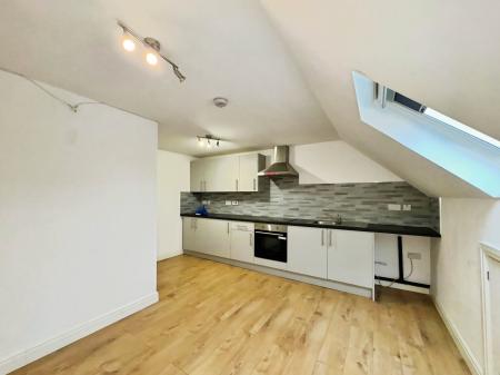 1 bedroom Flat to let in Keightley Road, Leicester, Leicester, LE3