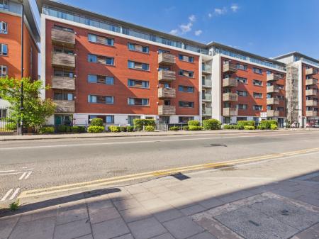 2 bedroom Flat for sale in Skyline Granville Street, Birmingham, B1