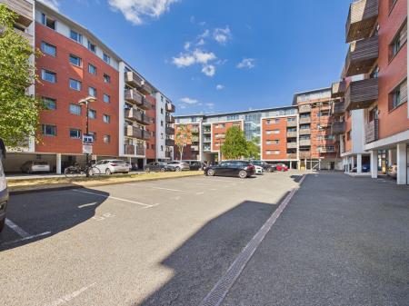 2 bedroom Flat for sale in Skyline Granville Street, Birmingham, B1