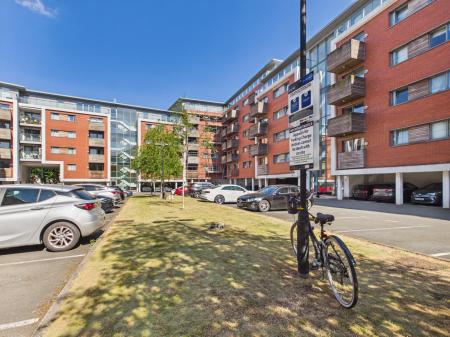2 bedroom Flat for sale in Skyline Granville Street, Birmingham, B1