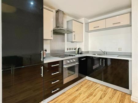 2 bedroom Flat to let in Bromsgrove Street, City Centre, Birmingham, B5