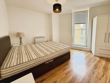 2 bedroom Flat to let in Bromsgrove Street, City Centre, Birmingham, B5