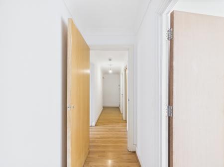 3 bedroom Flat for sale in Townsend Way, Birmingham, B1