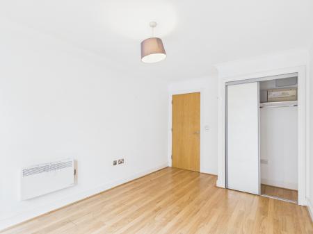 3 bedroom Flat for sale in Townsend Way, Birmingham, B1