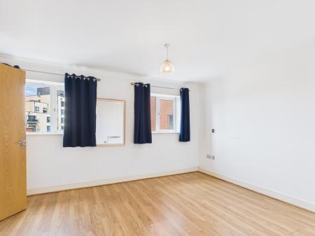 3 bedroom Flat for sale in Townsend Way, Birmingham, B1