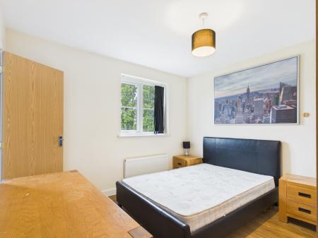 2 bedroom Flat to let in Herbert James Close, Smethwick, B66