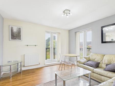2 bedroom Flat to let in Herbert James Close, Smethwick, B66